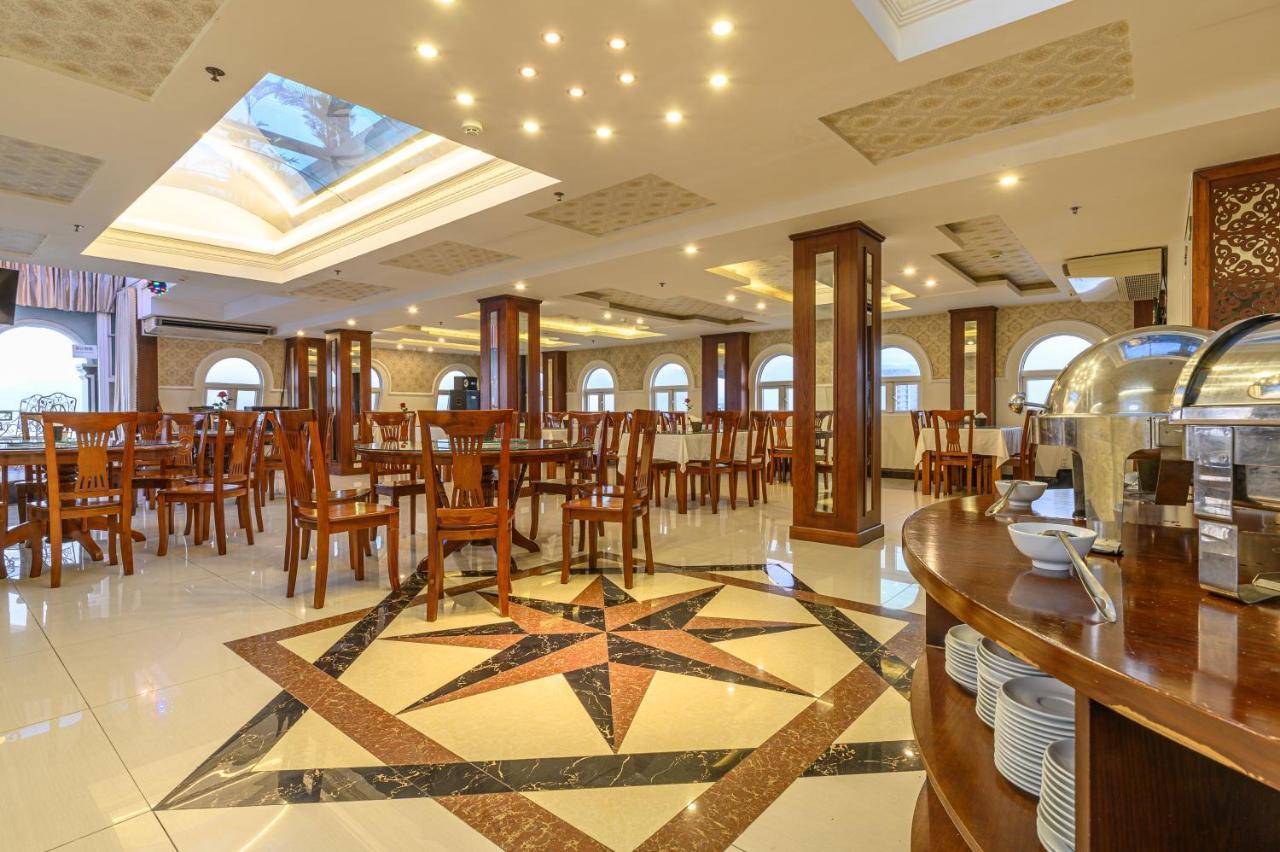 Golden Sun Hotel Danang Bagian luar foto