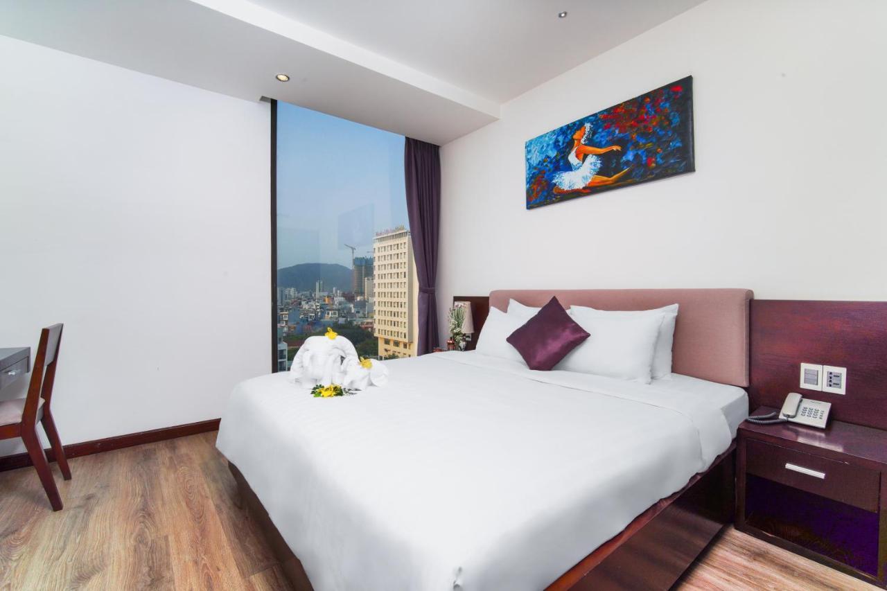 Golden Sun Hotel Danang Bagian luar foto