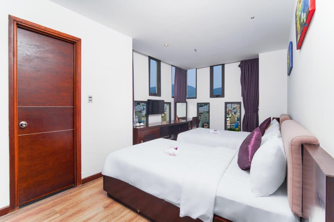 Golden Sun Hotel Danang Bagian luar foto