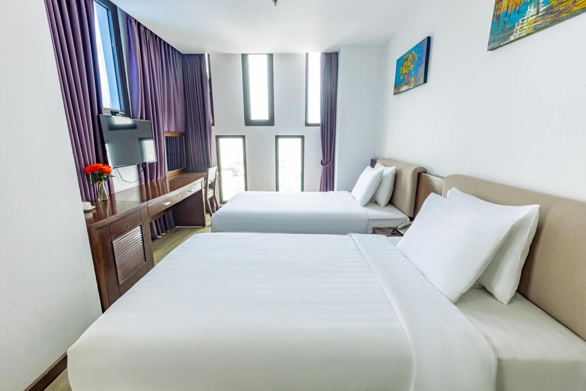 Golden Sun Hotel Danang Bagian luar foto