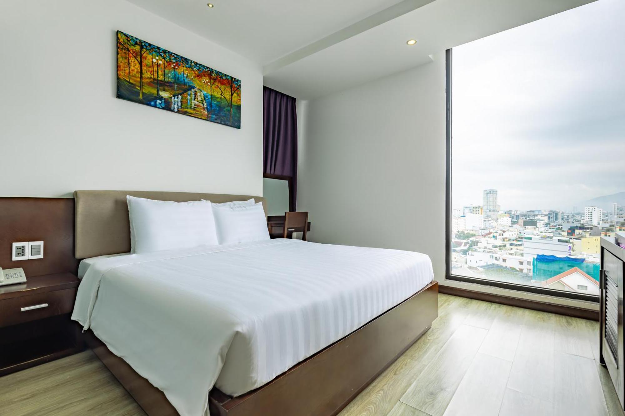 Golden Sun Hotel Danang Bagian luar foto